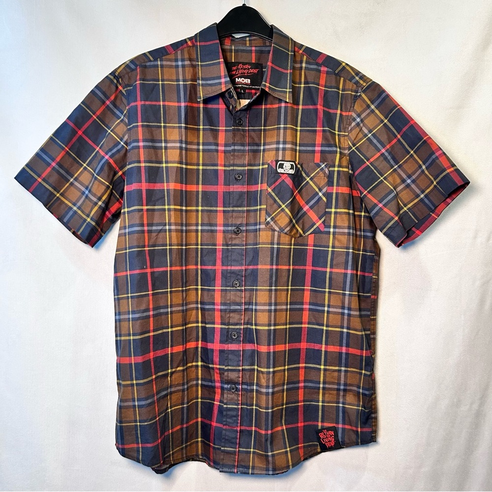 NWOT Middle of Beyond “The Return of the Living Dead” Short Sleeve Shirt. Size L